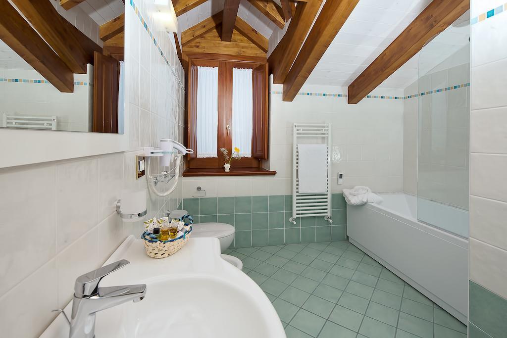 Villa Maria Amalfi Room photo